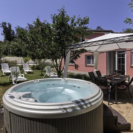 Ferienhaus Fuer 6 Personen Ca 75 Qm In Banjole, Istrien Istrische Riviera Exteriör bild